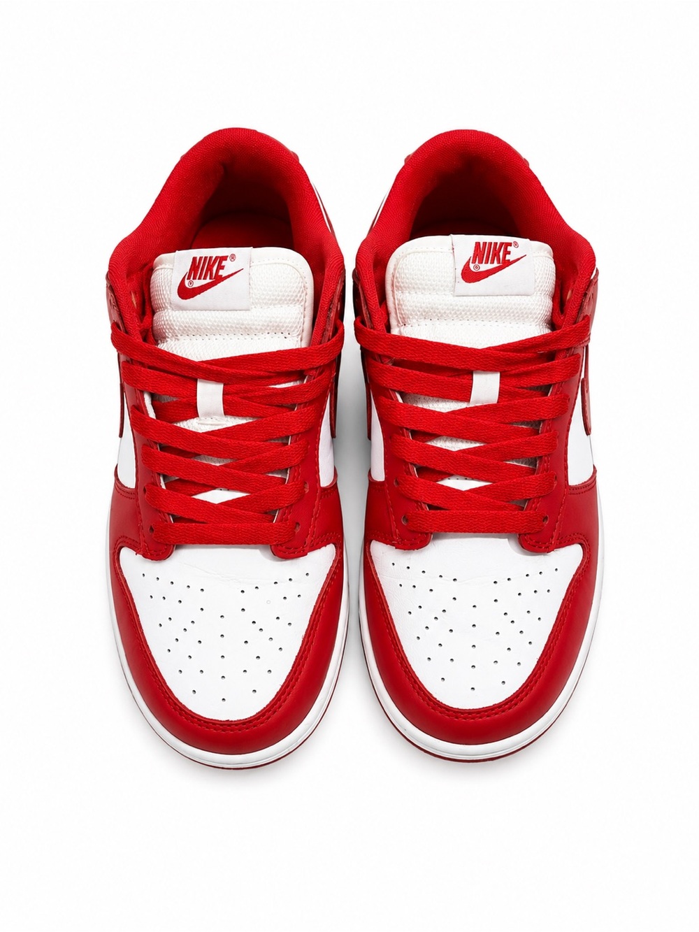 Nike Red Low-Top Sneakers - Picture 3 of 4